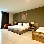 One Pacific Hotel And Serviced Apartments