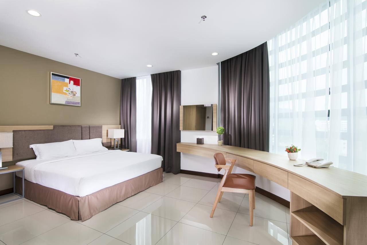 One Pacific And Serviced Pangsapuri Georgetown